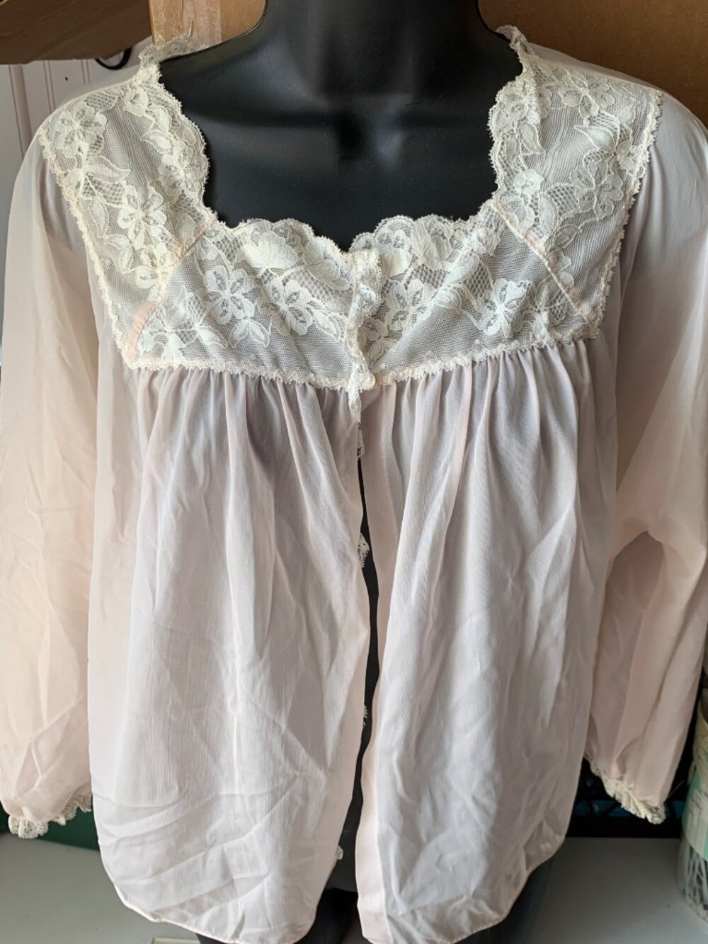 Vintage Vanity Fair Pink Nylon Lace Trimmed Bed Jacket Size M